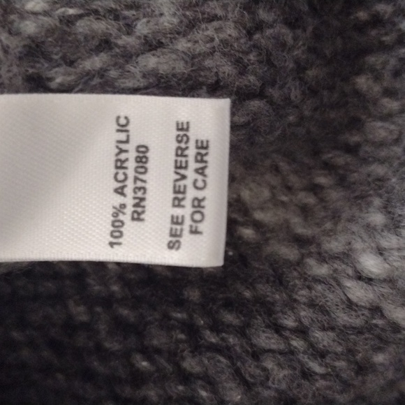 Cato Sweater - Picture 3 of 7